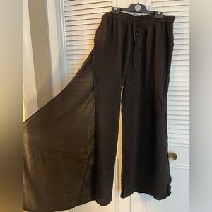 Women’s Black boho pants with high slits